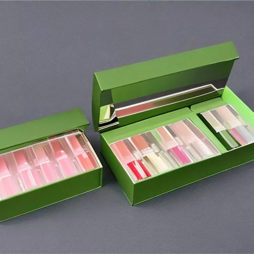 How to Choose the Perfect Custom Lip Gloss Boxes?