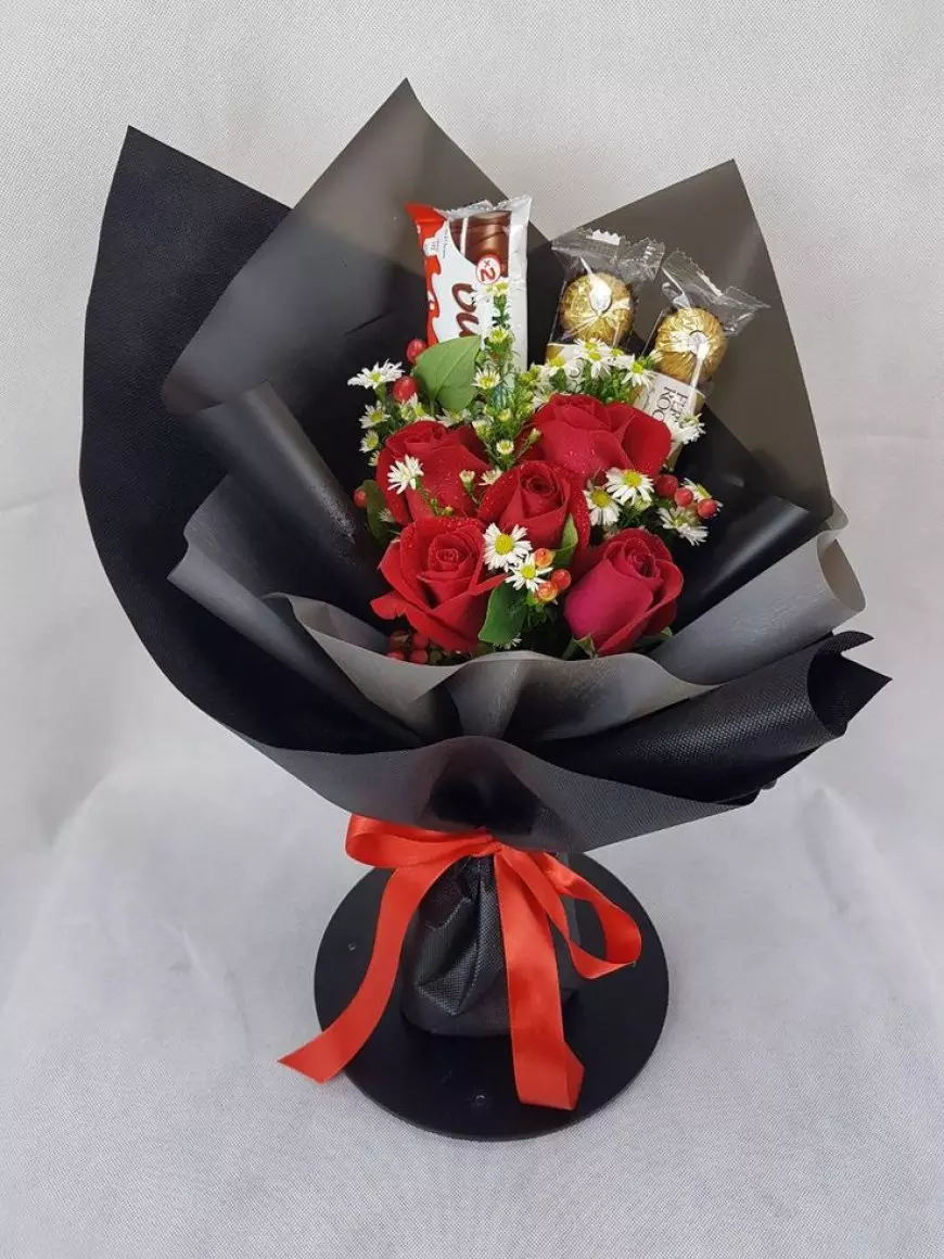 Flower Power: The Convenience of Flower Bouquet Online Delivery