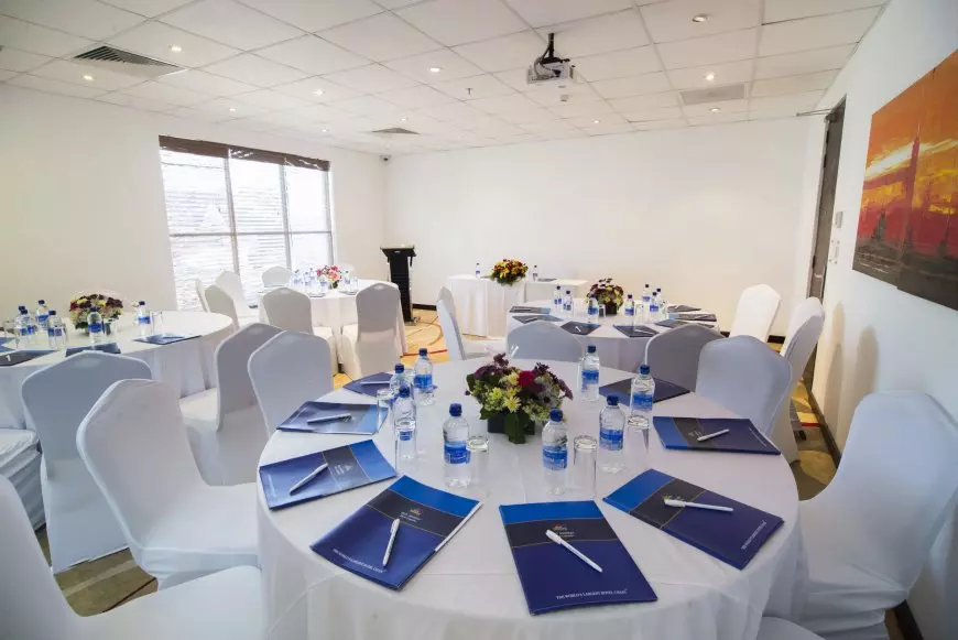 Colombo's Conference Rooms: Where Ideas Come to Life